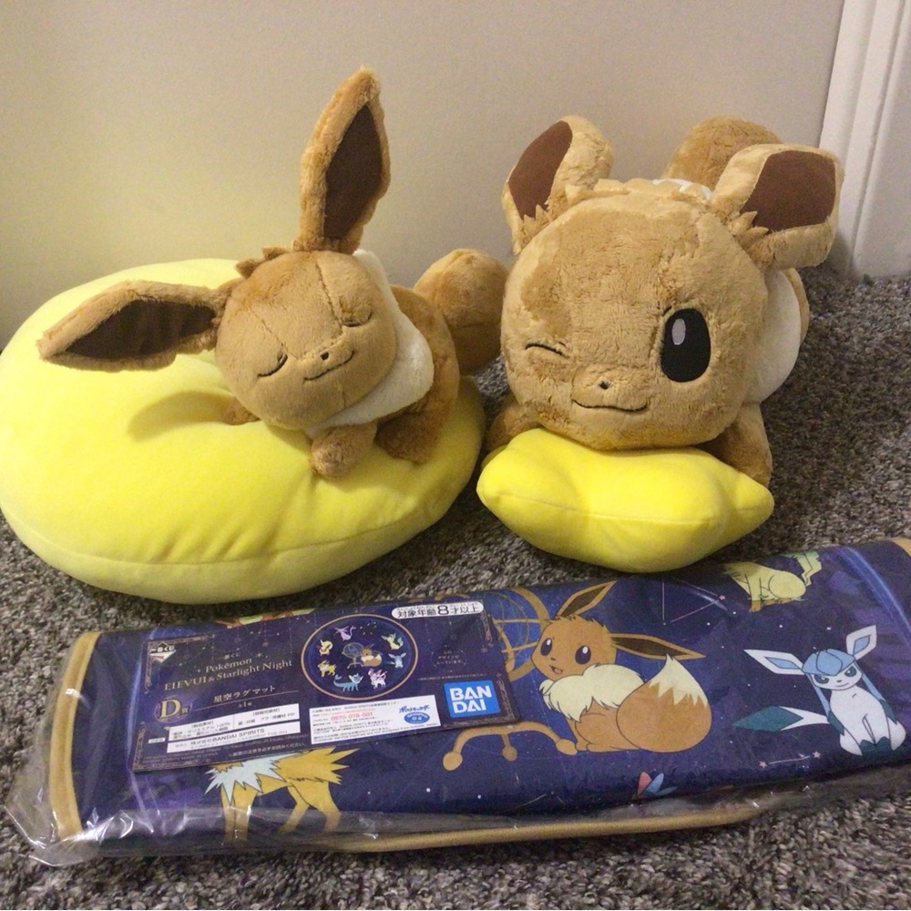 Pokemon Eevee Ichiban Kuji Starlight Night Plush Set of 2 with Rug Japan
